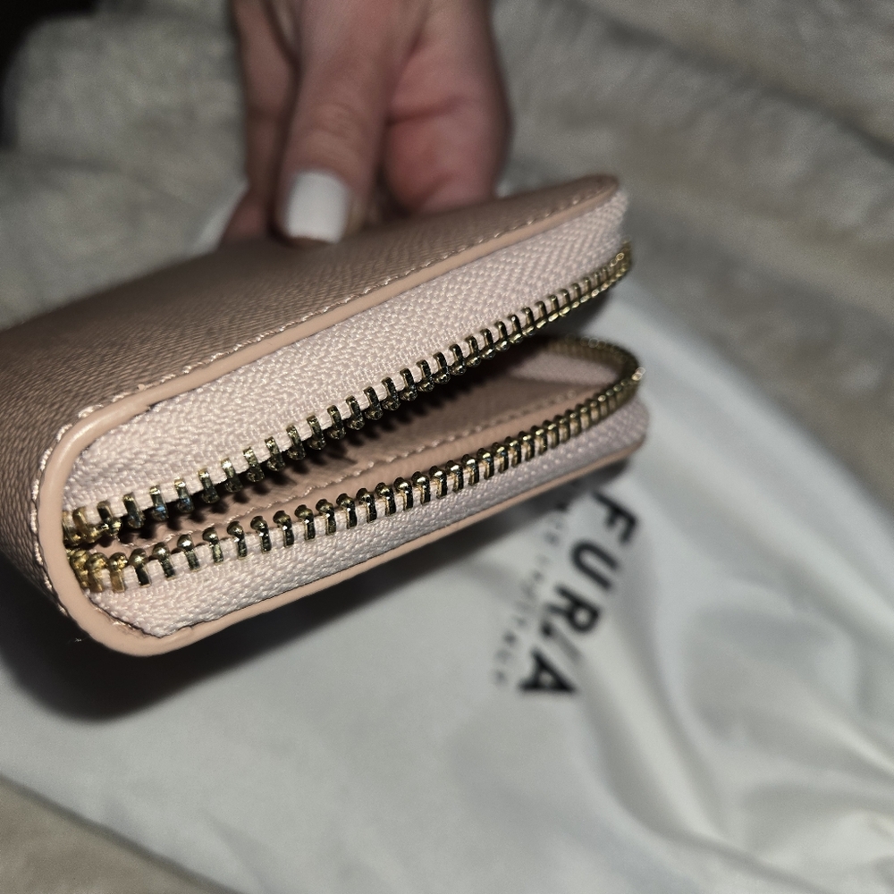NWOT FURLA SMALL ZIP AROUND WALLET 💕 - Picture 7 of 8